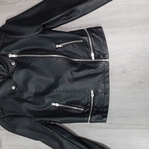 Forever 21 Motto Jacket - Picture 9 of 12